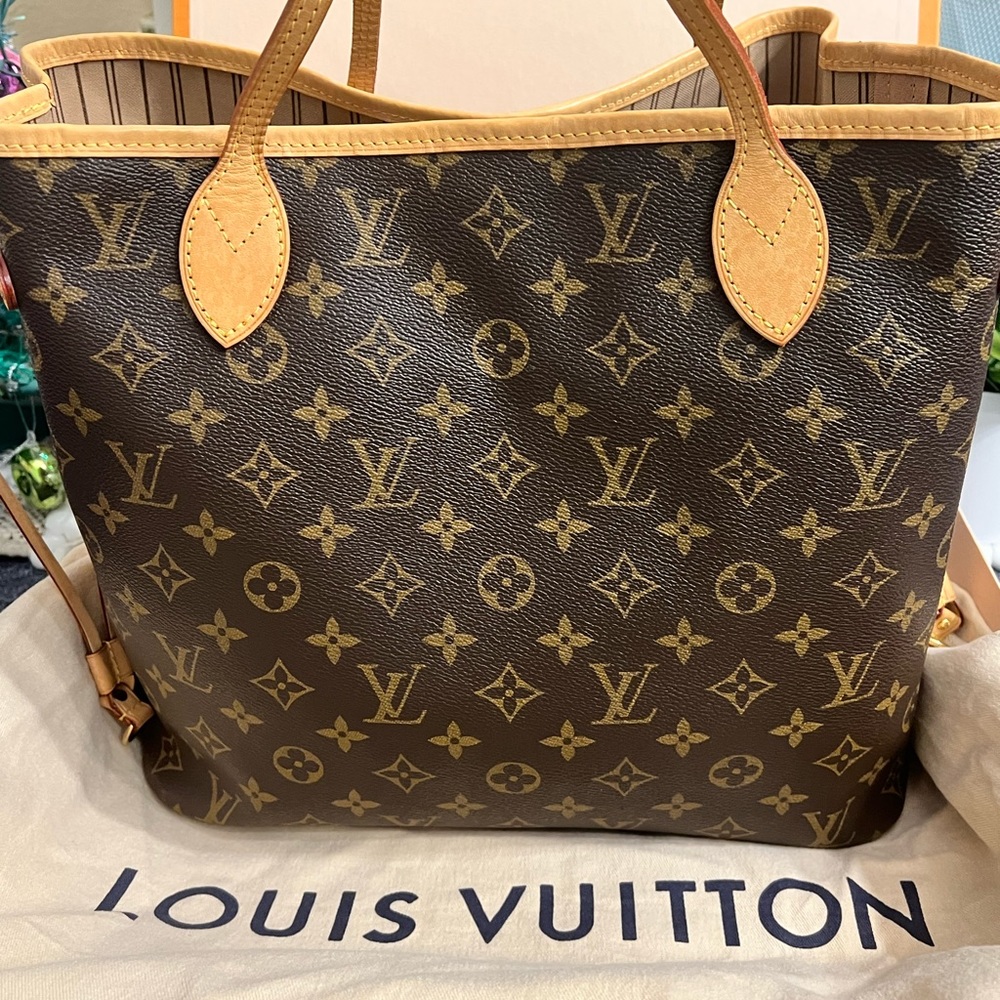 Louis Vuitton Neverfull mm